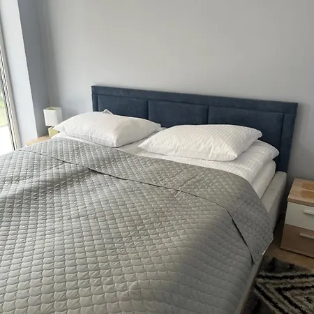 Amon Emilia Strupiechowska Apartmán *